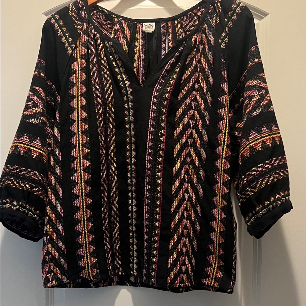 Ivy Jane Black Blouse with Multicolor Patterns